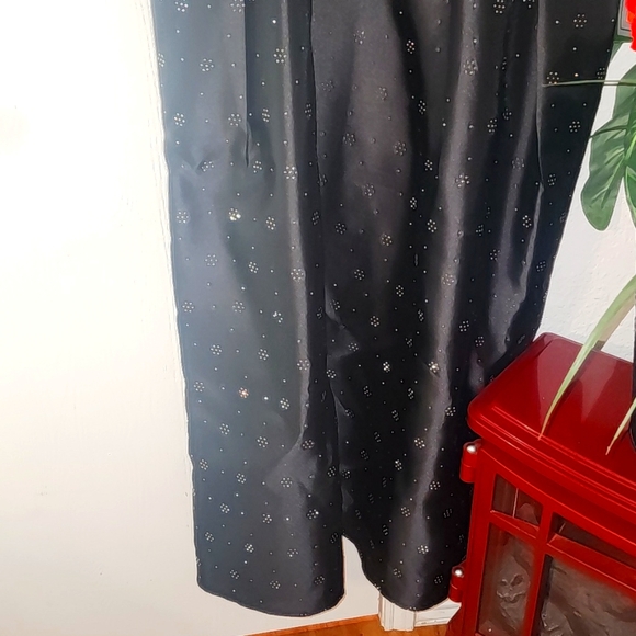 Tally Taylor Dress - Picture 4 of 9